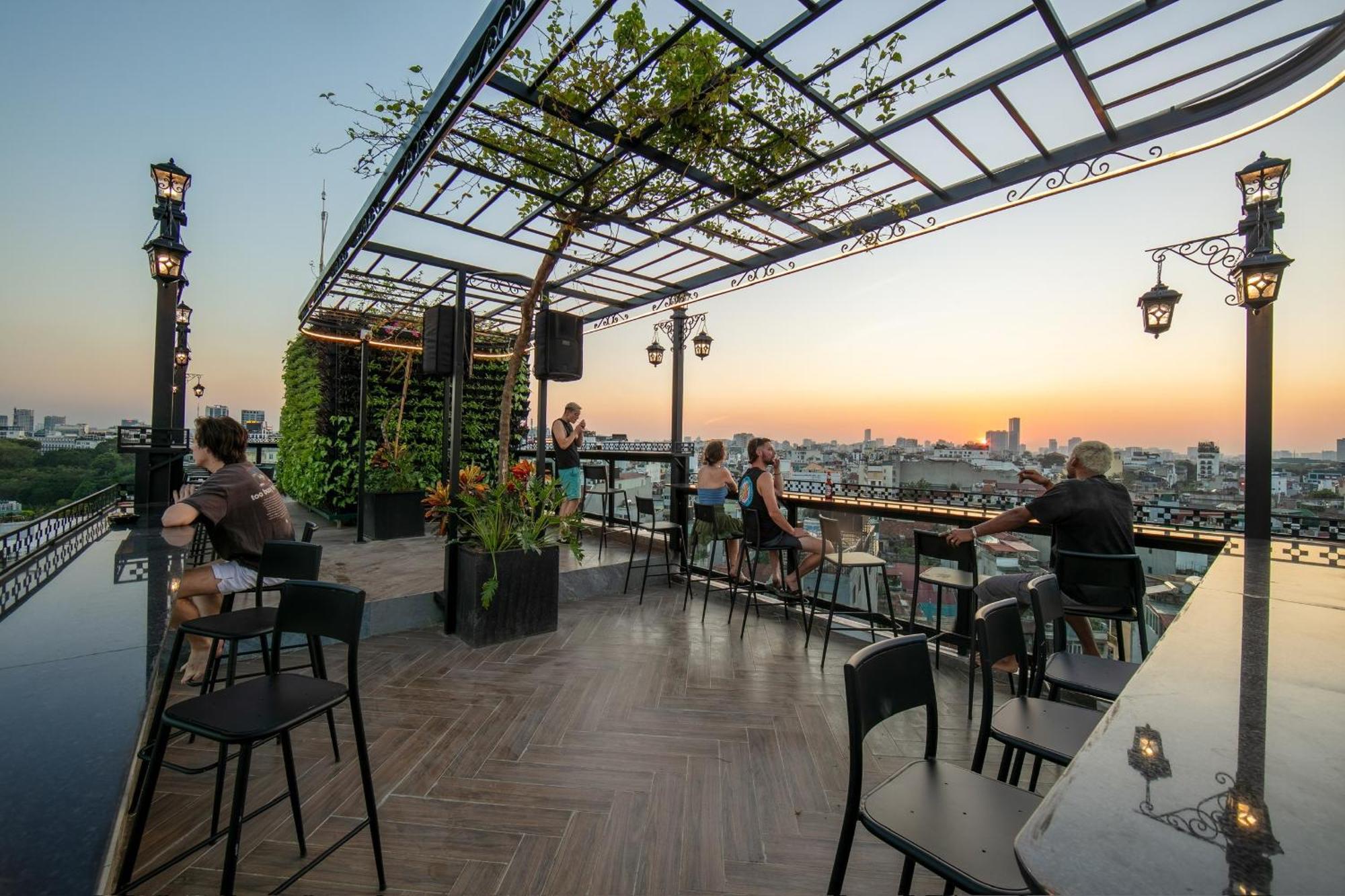 Lakeview Backpackers Hostel & Rooftop Bar Hanoj Exteriér fotografie