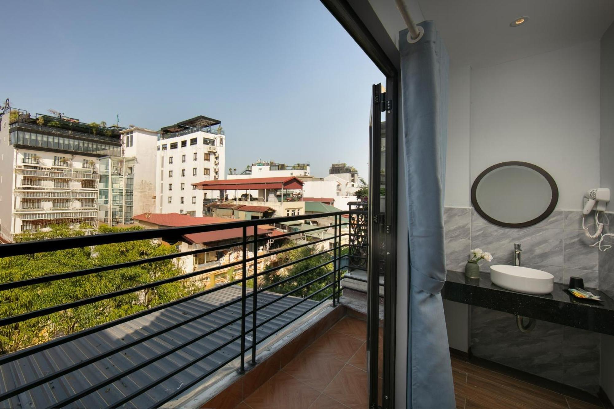 Lakeview Backpackers Hostel & Rooftop Bar Hanoj Exteriér fotografie