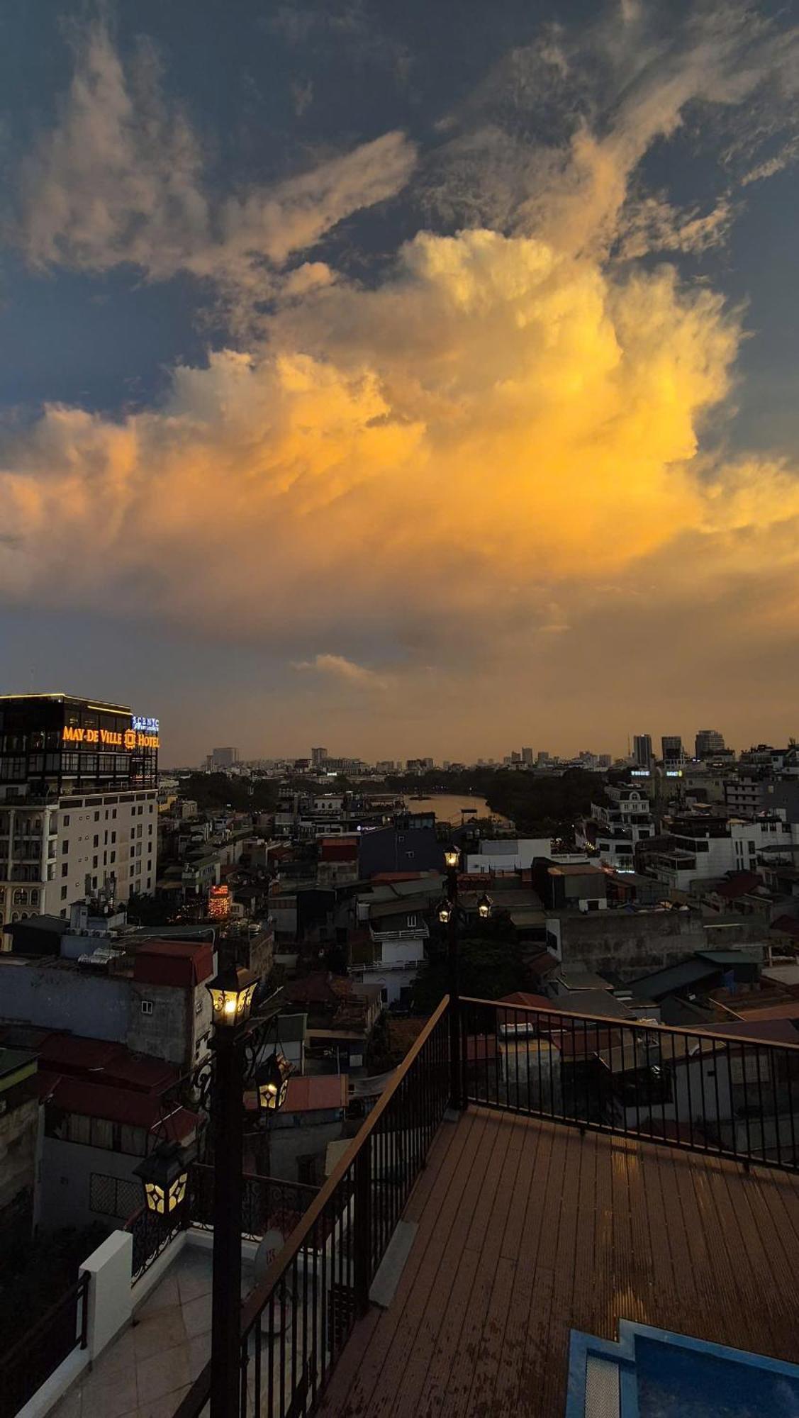 Lakeview Backpackers Hostel & Rooftop Bar Hanoj Exteriér fotografie